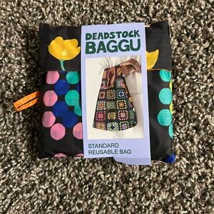 Deadstock cottagecore print standard baggu